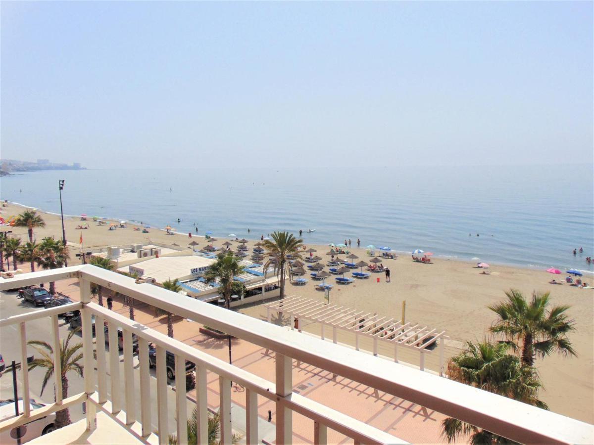 Beachfront, Two Bed- & Bathrooms, Private Parking 丰希罗拉 外观 照片